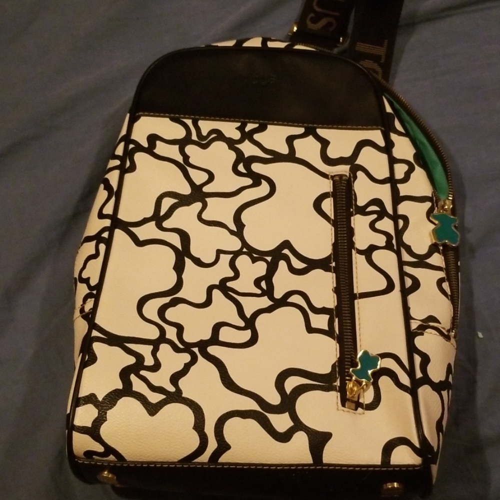 Tous black and white backpack
